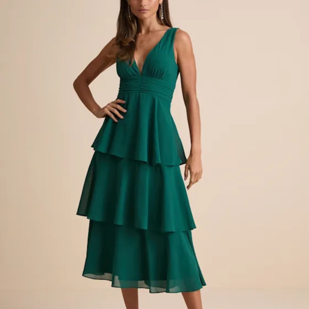 Lulus Celebration Time Emerald Green Sleeveless Tiered Midi Dress Medium‎